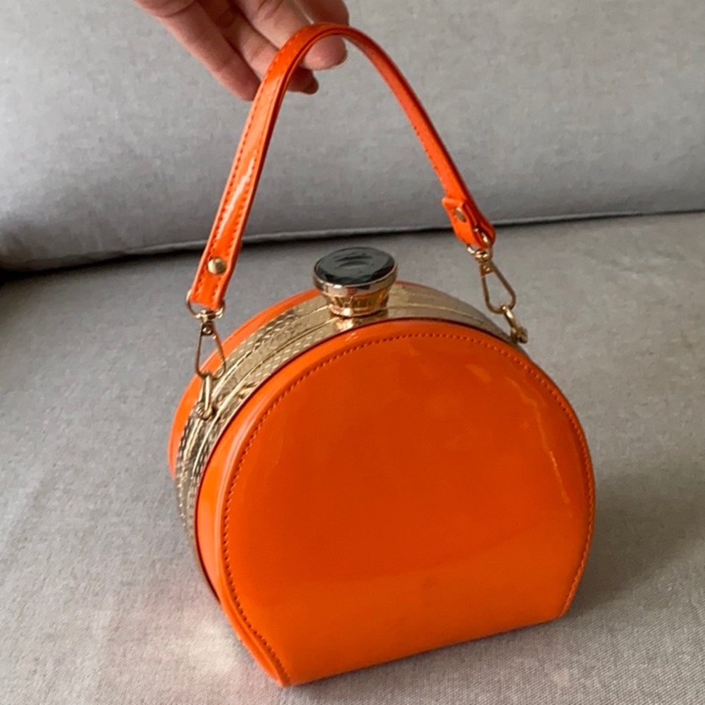 Orange Clutch 🍊